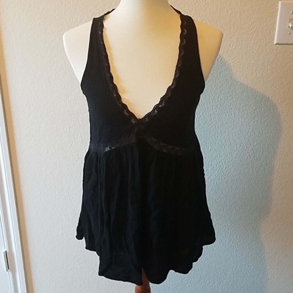 Kendall & Kylie Sexy Lace Button Back Top EUC